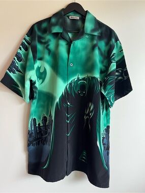 Batman Camp Shirt Million Guy Green Black Button Front 15.5 Dark Knight